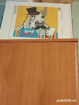 Tablouri pictate cu diamante. 