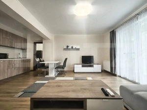 Apartament cu 2 camere, bloc SDK, 66 mp, parcare privata - imagine 2