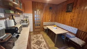 Apartament 3 camere in bloc vila 2 etaje, zona excelenta, decomandat, 2 bai, cu panorama unica - imagine 9