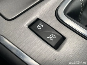 Renault Latitude 2.0 Diesel 150 CP An 2012 - imagine 14