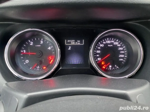 Renault Latitude 2.0 Diesel 150 CP An 2012 - imagine 9