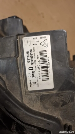 far Peugeot 208 dreapta - imagine 3