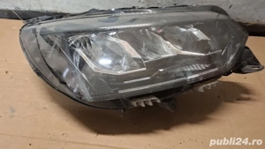 far Peugeot 208 dreapta