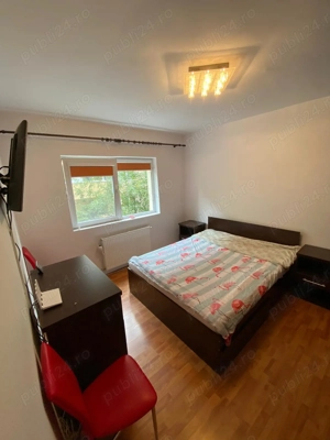 Inchiriez apartament 2 camere,55 mp, parcare inclusa-Floresti
