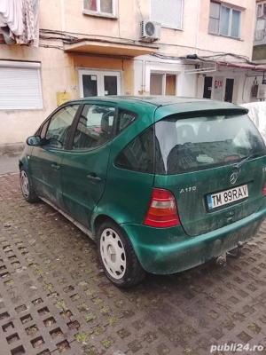 vând Mercedes a clas