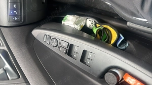 Vând Hyundai Tucson  - imagine 5