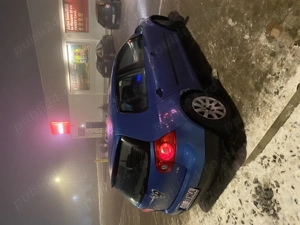 Vând Golf 5 1.6 fsi - imagine 2