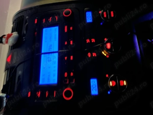 Vând Golf 5 1.6 fsi - imagine 7