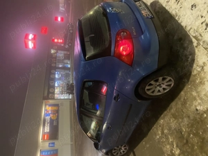 Vând Golf 5 1.6 fsi - imagine 9