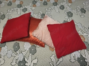 Set pernite fantezii umplute cu fulgi de gaina