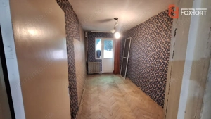 Apartament cu 3 camere + boxa, zona Sagului - imagine 9