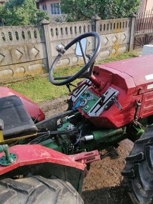 Tractoras ferrari mt65 35 r40  - imagine 2