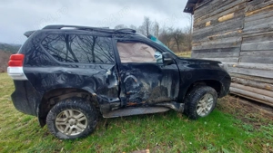 Toyota Land Cruiser 2012 caroserie avariata - imagine 3