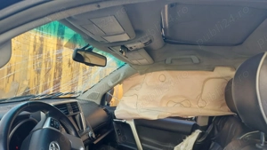 Toyota Land Cruiser 2012 caroserie avariata - imagine 7