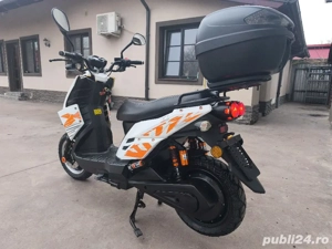 Scuter electric KSR-MOTO Austria Profesional plus multe accesorii "Acumulatori NOI" - imagine 2