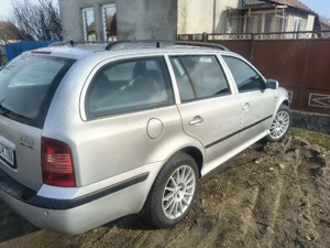 vand octavia 1 - imagine 4