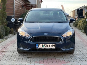 Ford Focus 1.0 EcoBoost Trend - imagine 3