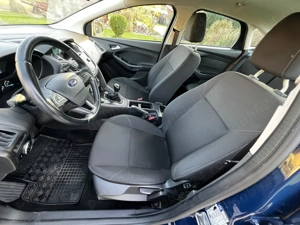 Ford Focus 1.0 EcoBoost Trend - imagine 12