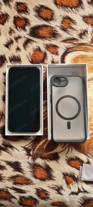 Iphone 16e 128gb  - imagine 3