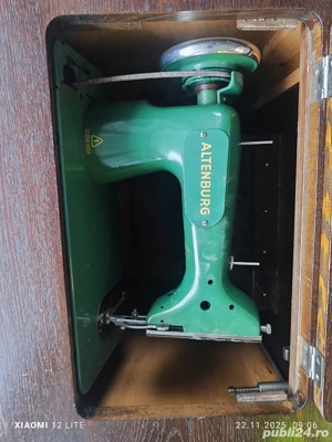 mașină de cusut  - imagine 3