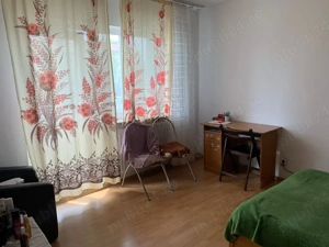 Garsoniera 1 MAI-Ciuperca,decomandata ,etaj 3,centrala