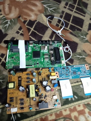 17 MB140 si 17 IPS12 din tv Horizon . 