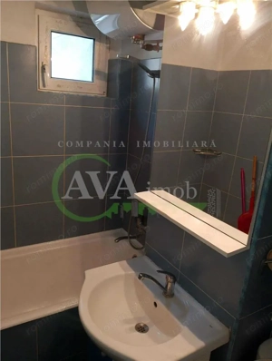 Garsoniera confort 1 zona Garii - imagine 7