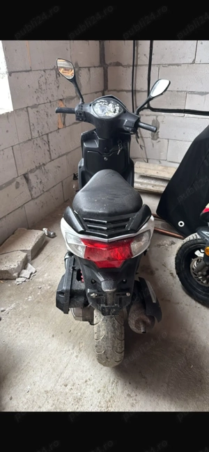 vînd scuter 50 cm cu acte in regulă an 2020    - imagine 4