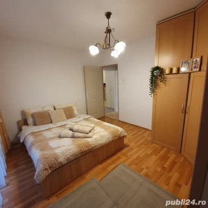 Inchiriez apartament 4 camere - Str Plopilor nr.60