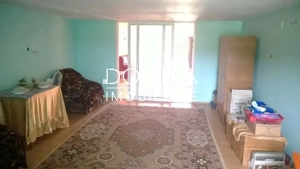 Vânzare casă P+1, cu teren 3.200 mp, în comuna Logrești, sat Măru  - imagine 2