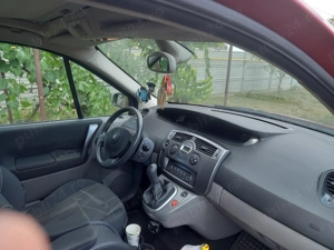 Grand scenic2 pompă de injecție defectă  - imagine 5