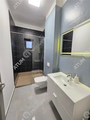Apartament cu 3 camere decoamndate curte si terasa in zona Selimbar - imagine 7