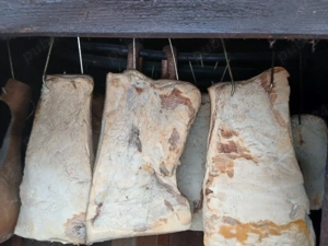 Vând slănină afumată de casă 