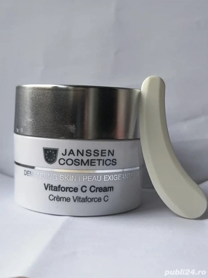 janssen cosmetics -Vitaforce C