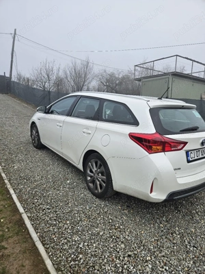 Toyota Auris Hybrid de vanzare - imagine 5