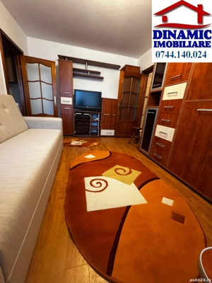 Ap 2 cam, Dărmănești, zona șc. nr. 5. Preț 1350 lei  lunar - imagine 2