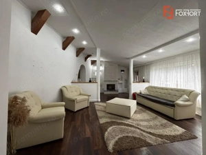 Apartament de lux 180mp cu boxa amenajata ca apartament 30mp,curte 195mp,Central