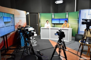  Se ofera spre vanzare TELEVIZIUNE ,,LA CHEIE"  - imagine 4