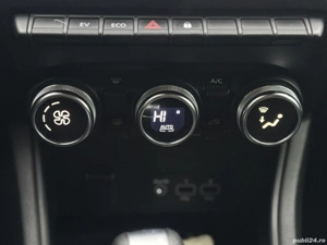 Renault Captur e-Tech Hybrid - imagine 3