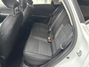 Renault Captur e-Tech Hybrid - imagine 9