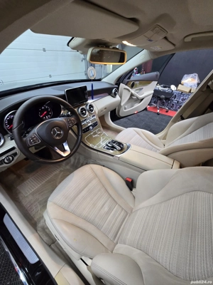 Mercedes-Benz C220 - imagine 9
