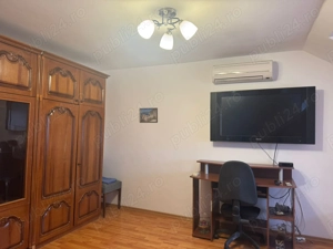 Închiriez apartament 3 camere 