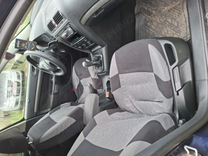 Vând octavia 2 2005 1.6 102cp - imagine 5