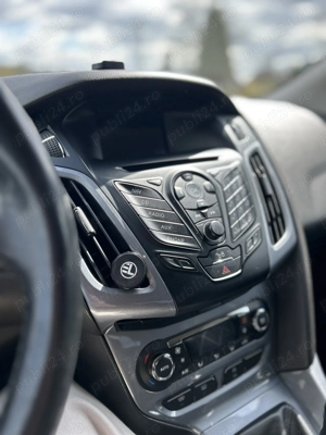 Ford Focus 2011, MK3, model Titanium - imagine 6