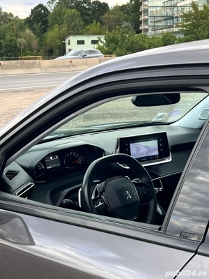 Peugeot 2008 An 2021 1.2 benzina  - imagine 4