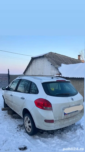 Vând Renault Clio 1,5 dci 2011 avariat 