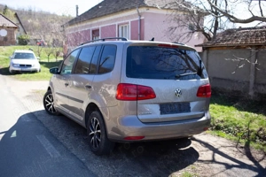 Vand Volkswagen Touran an 2014 - imagine 2