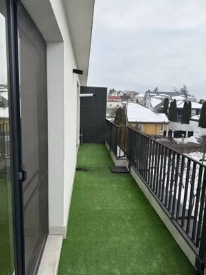 Central - Vanzare apartament 3 camere - Str. Al. Papiu Ilarian - imagine 5