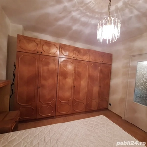 Mobila dormitor (Dulap dormitor, pat matrimonial, comoda TV) - imagine 4