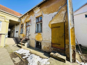 Apartament cu o cameră în curte comună -Ultracentral - IMOBIHOR - 49 900  